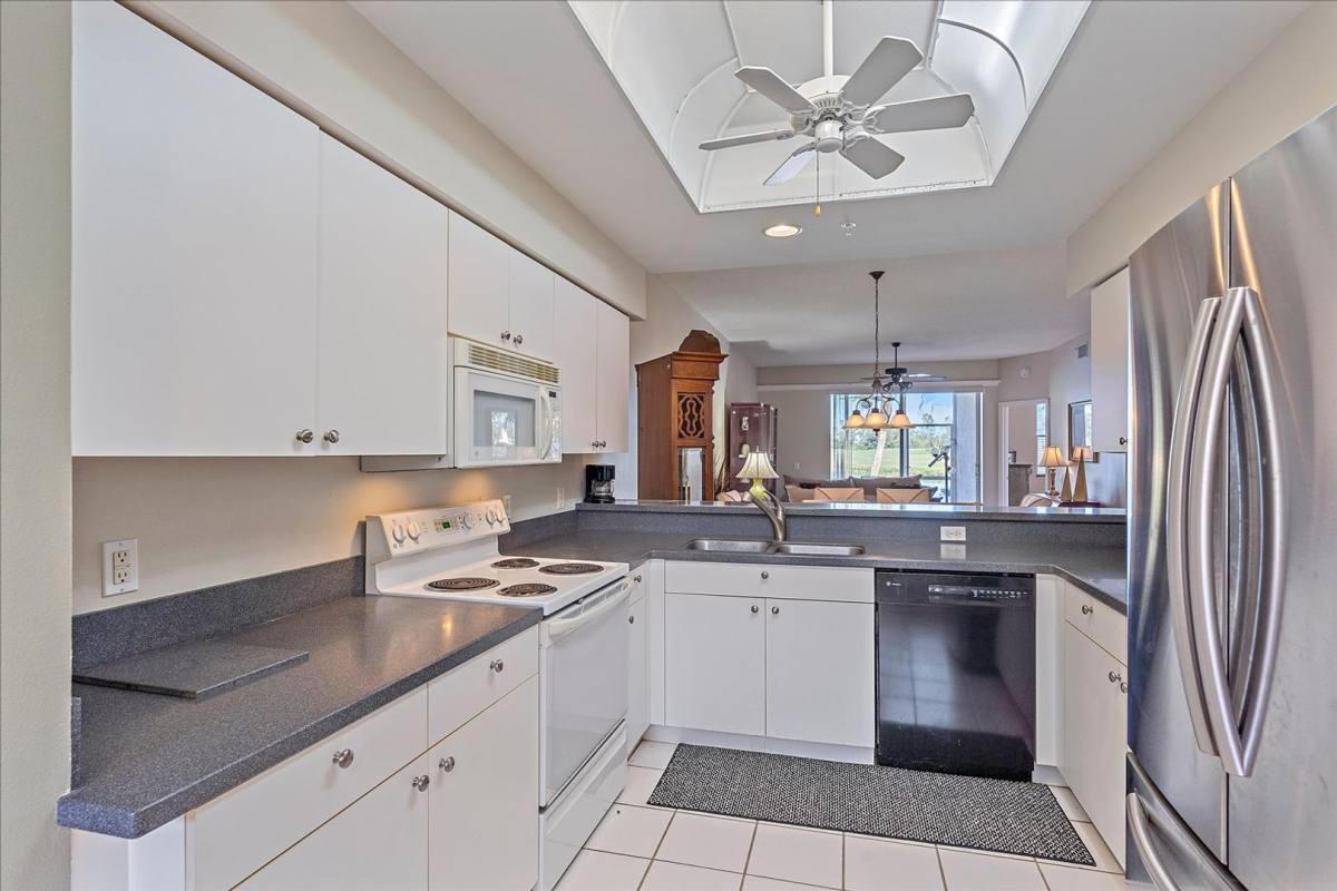 Condo for rent at 5271 Mahogany Run Ave, Bldg 7 #715, Sarasota, FL 34241