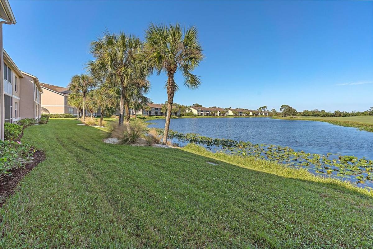 Condo for rent at 5271 Mahogany Run Ave, Bldg 7 #715, Sarasota, FL 34241