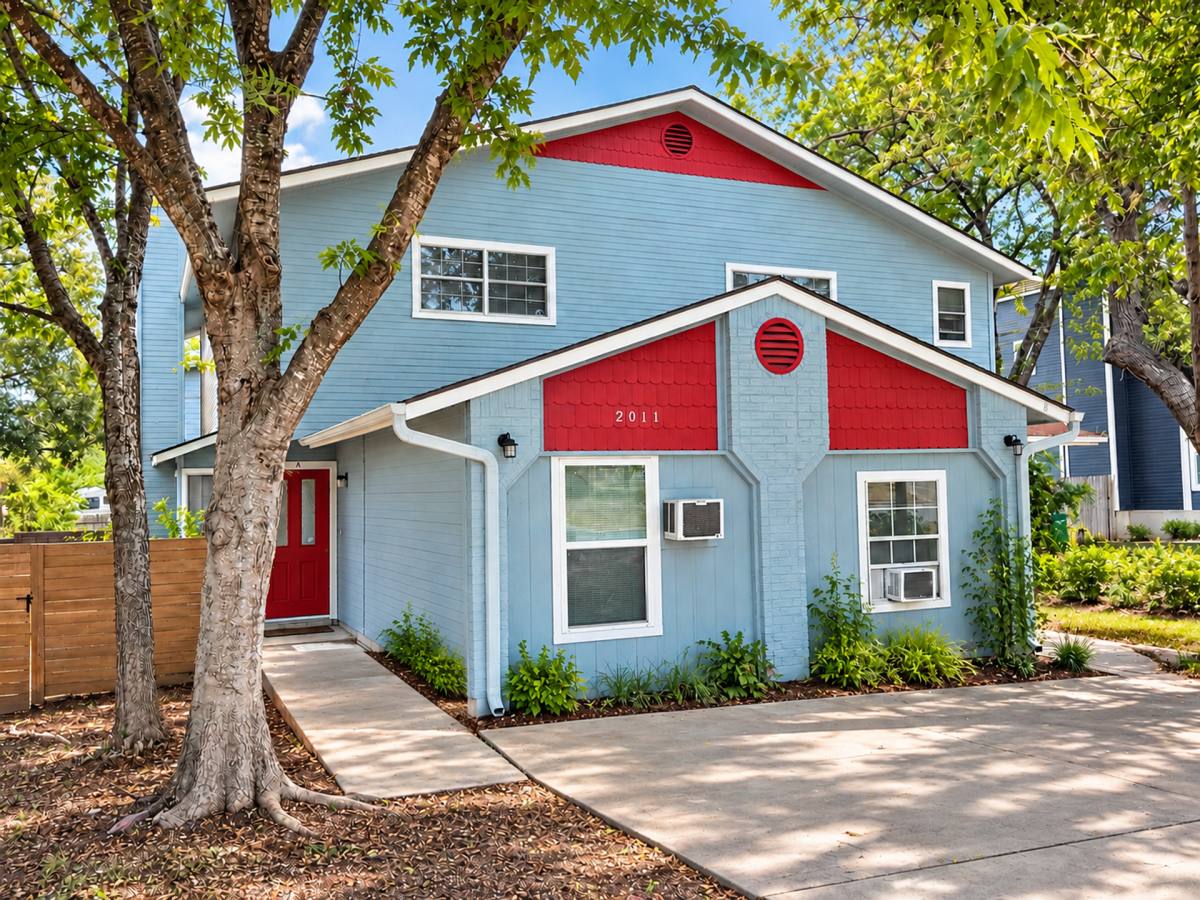 Townhouse for rent at 2011 Kirksey Dr #B, Austin, TX 78741
