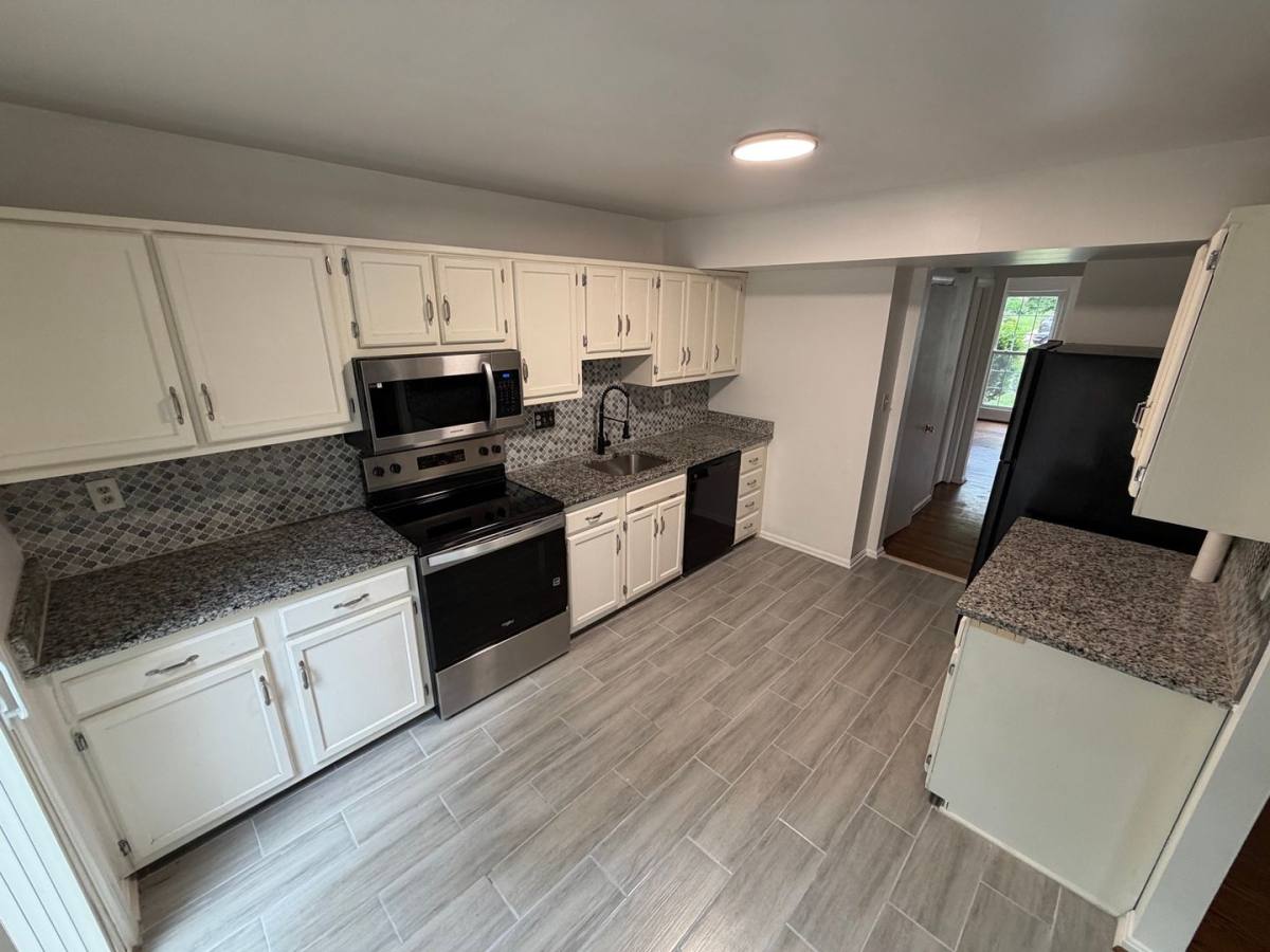 Townhouse for rent at 9200 Weathervane Place, Montgomery Village, MD 20886