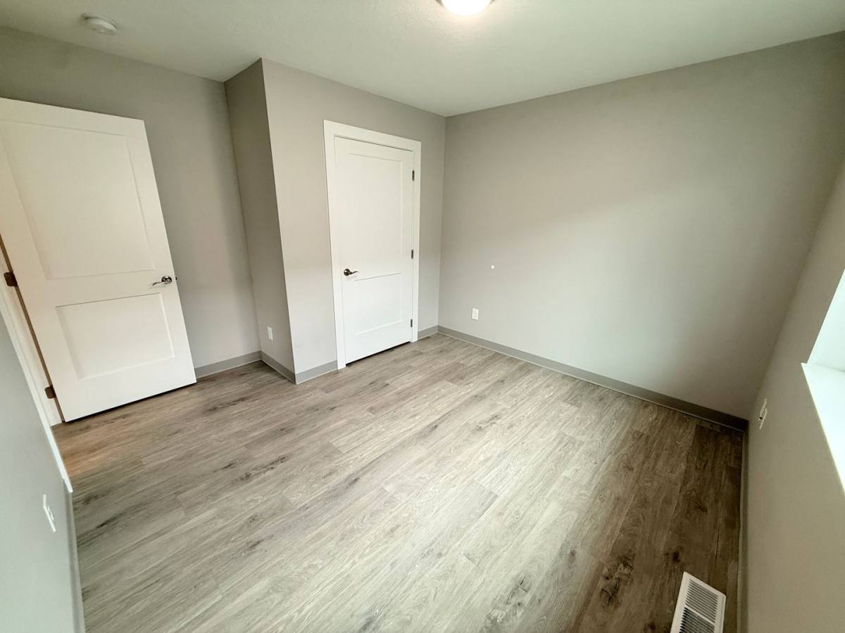 Apartment for rent at 1513 - 1515 N Bell St, Greenacres, WA 99016