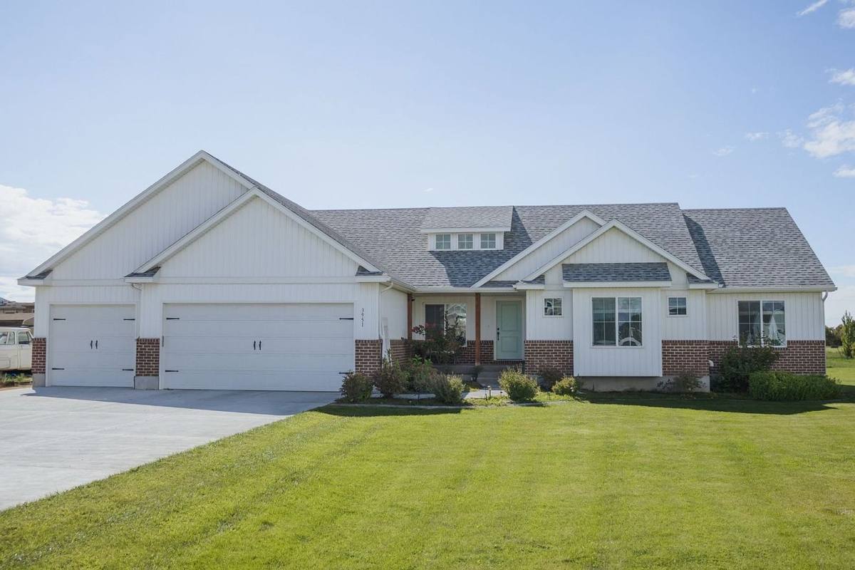 House for rent at 3951 Woodland Dr, Rexburg, ID 83440