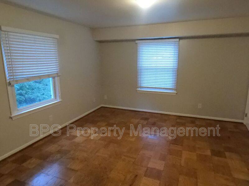 Apartment for rent at 394 Jackson St #105, Warrenton, VA 20186