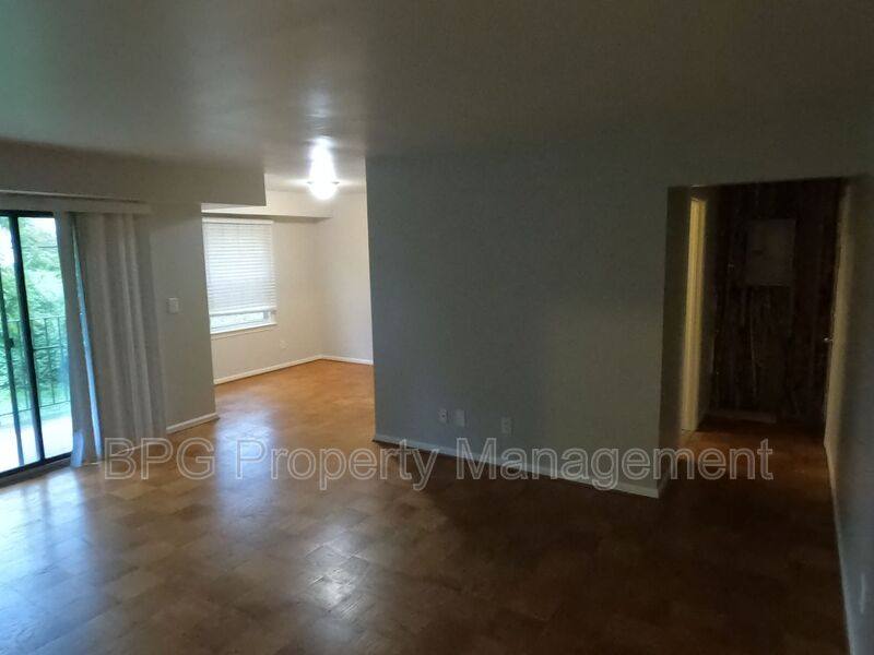 Apartment for rent at 394 Jackson St #105, Warrenton, VA 20186