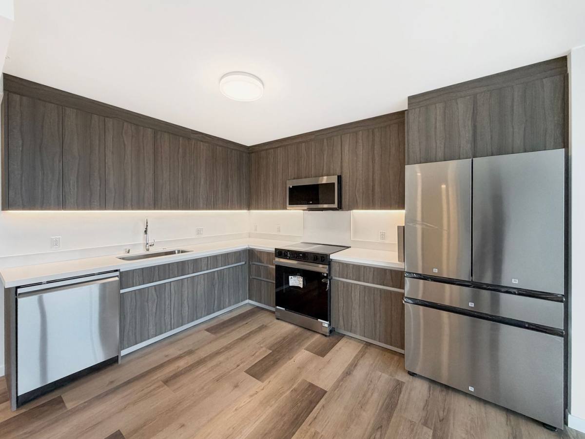 Condo for rent at 1500 Rycroft St #2707, Honolulu, HI 96814