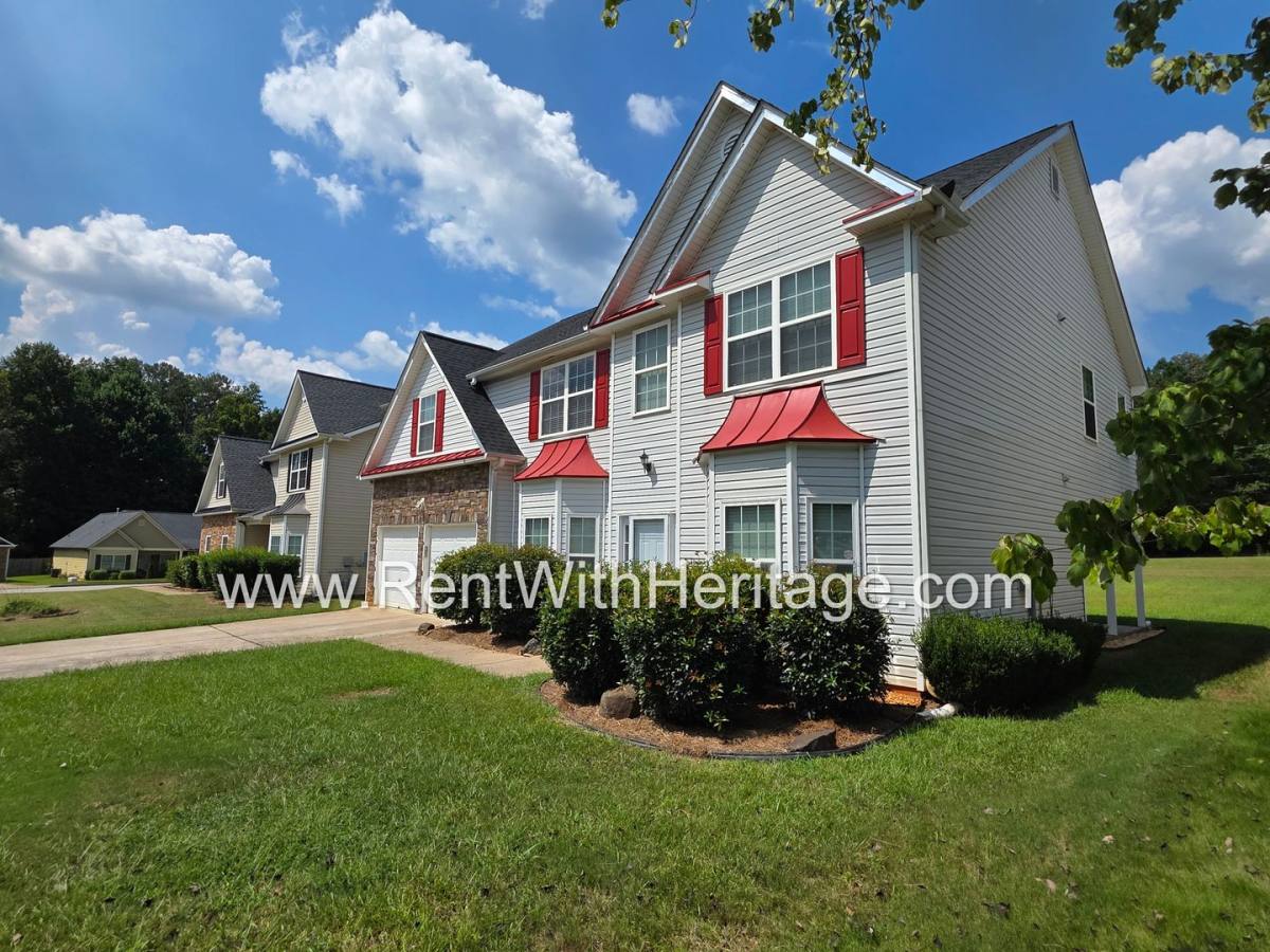 House for rent at 202 Summergate Lane, Villa Rica, GA 30180