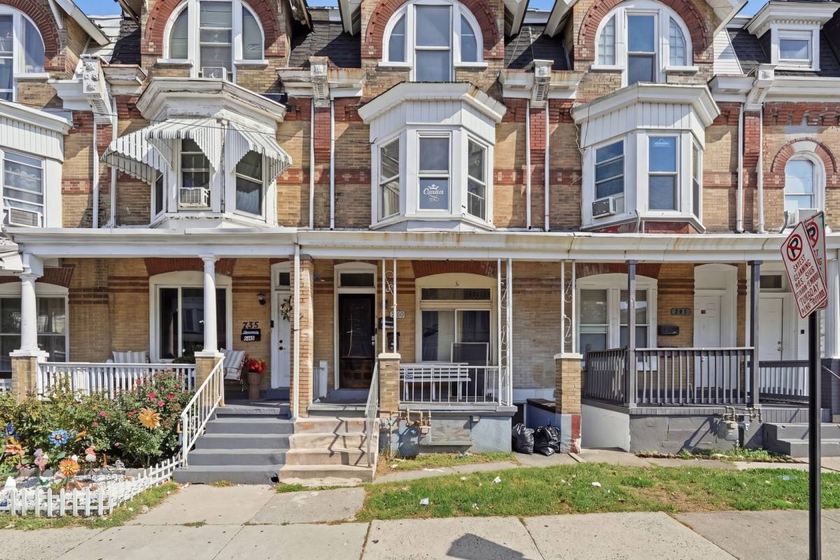 Apartment for rent at 733 N 5th St, Allentown, PA 18102