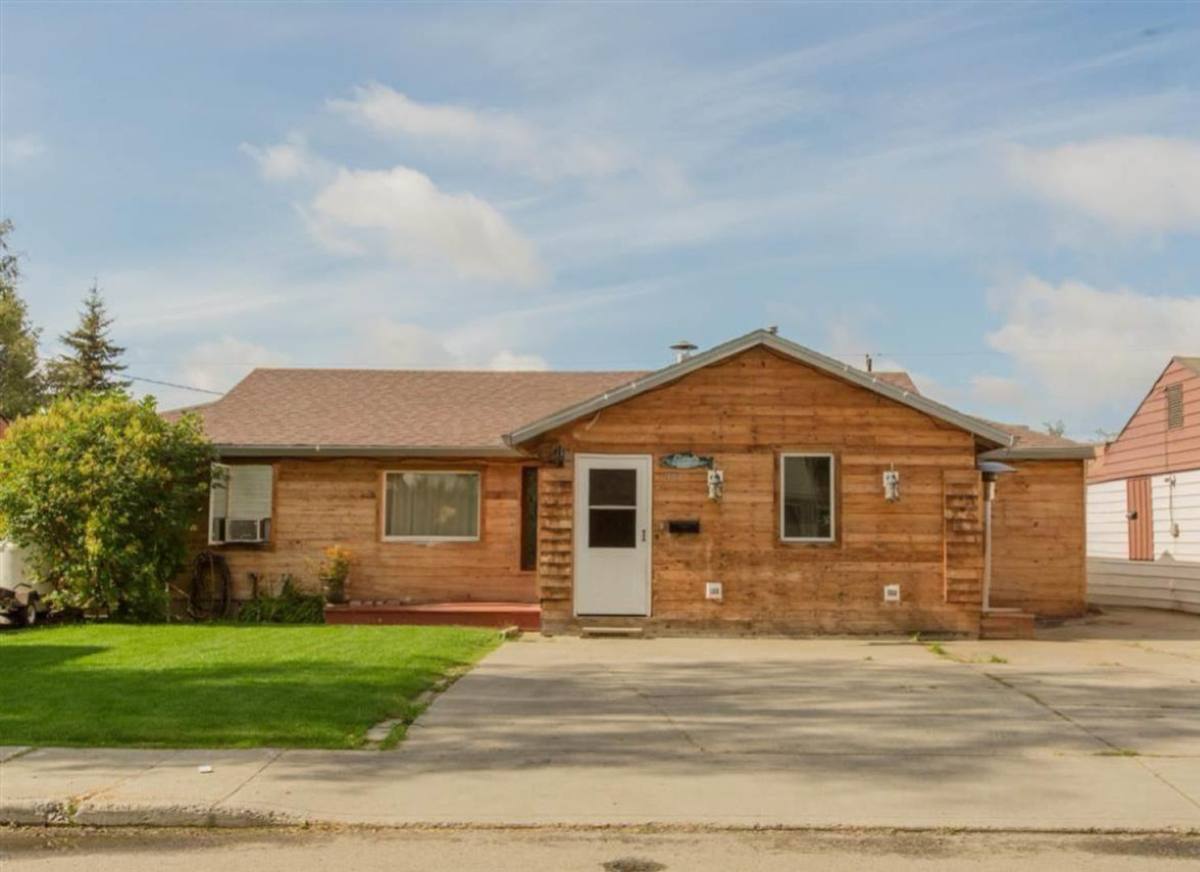 House for rent at 304 Slater Dr, Fairbanks, AK 99701