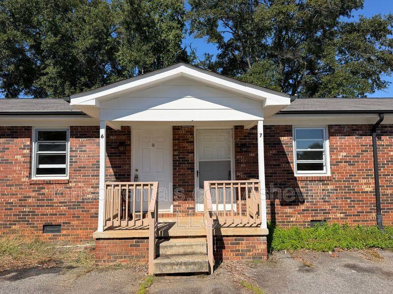 Apartment for rent at 3126 US-Highway 221 S #7, Forest City, NC 28043