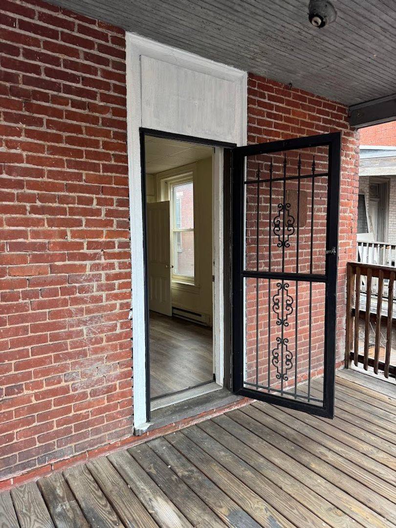 Apartment for rent at 207 W Market St, Pottsville, PA 17901