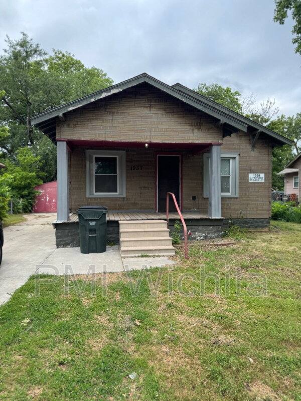 House for rent at 1937 N Fairview Ave, Wichita, KS 67203