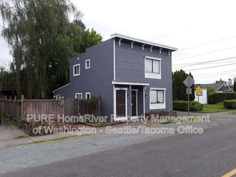 Apartment for rent at 802 9th St SW, Puyallup, WA 98371