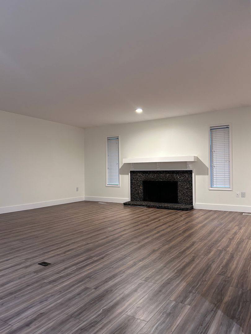 Southhill Duplex, 1007 W 13th Ave, Spokane, WA 99204 - Apartment for Rent - Image 7