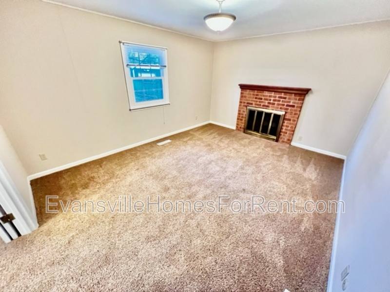 Apartment for rent at 4210 Keck Ave, Evansville, IN 47715