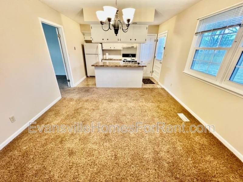 Apartment for rent at 4210 Keck Ave, Evansville, IN 47715