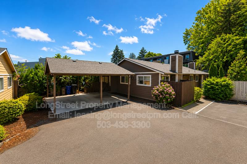 Apartment for rent at 2537 SW Spring Garden St, Portland, OR 97219