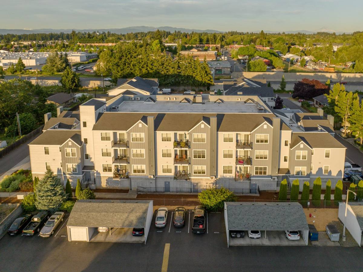 Apartment for rent at 608 NE 86th St, Vancouver, WA 98665