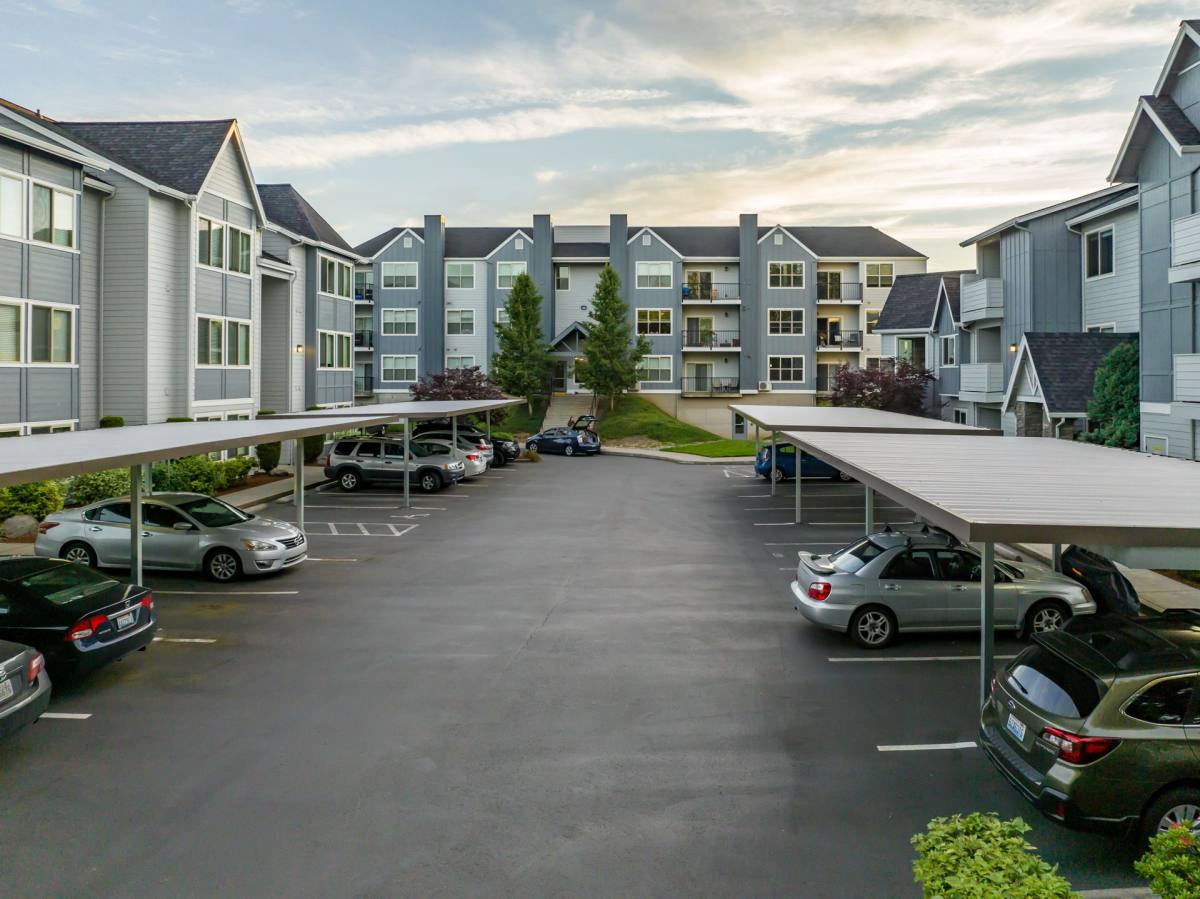 Apartment for rent at 608 NE 86th St, Vancouver, WA 98665