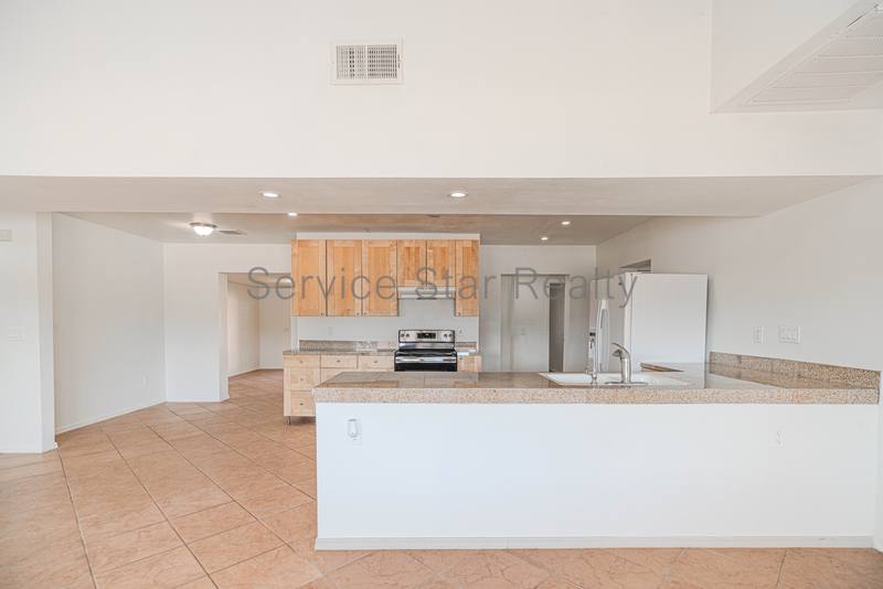 7 S Catalina St, Gilbert, AZ 85233 - House for Rent - Image 6