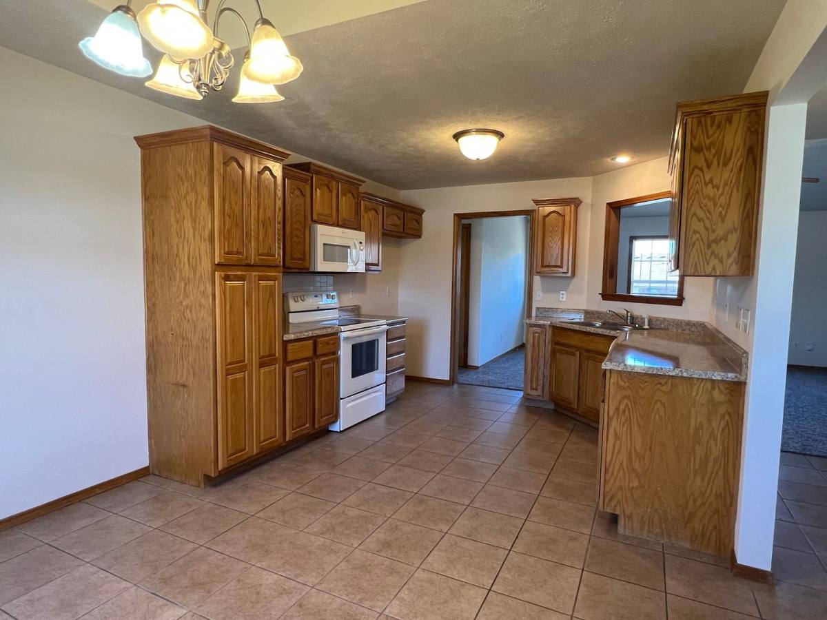 House for rent at 1151 W Lois Lane, Republic, MO 65738