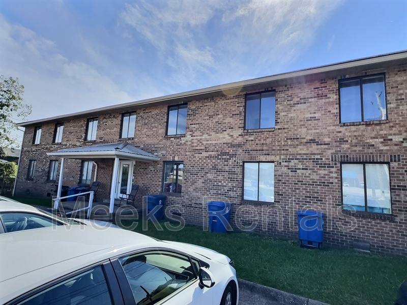 Apartment for rent at 2211 US Rt 60 #E, Culloden, WV 25510