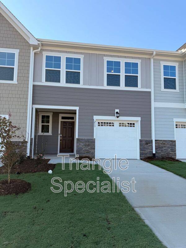 Townhouse for rent at 213 Deercroft Dr, Apex, NC 27539