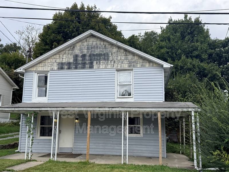 House for rent at 117 Wildwood Ave, Beckley, WV 25801