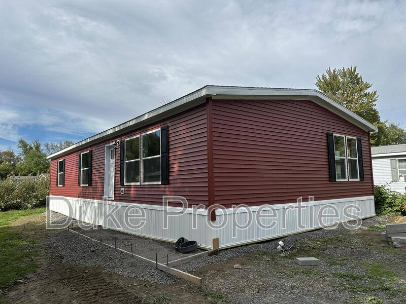 House for rent at 224 Tipperary Dr, Utica, NY 13502
