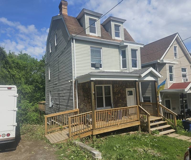 House for rent at 804 Dubois St, Pittsburgh, PA 15204