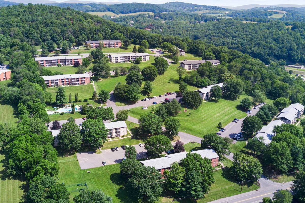 Apartment for rent at Grampian Hills, 300 Valley Heights Dr, Williamsport, PA 17701