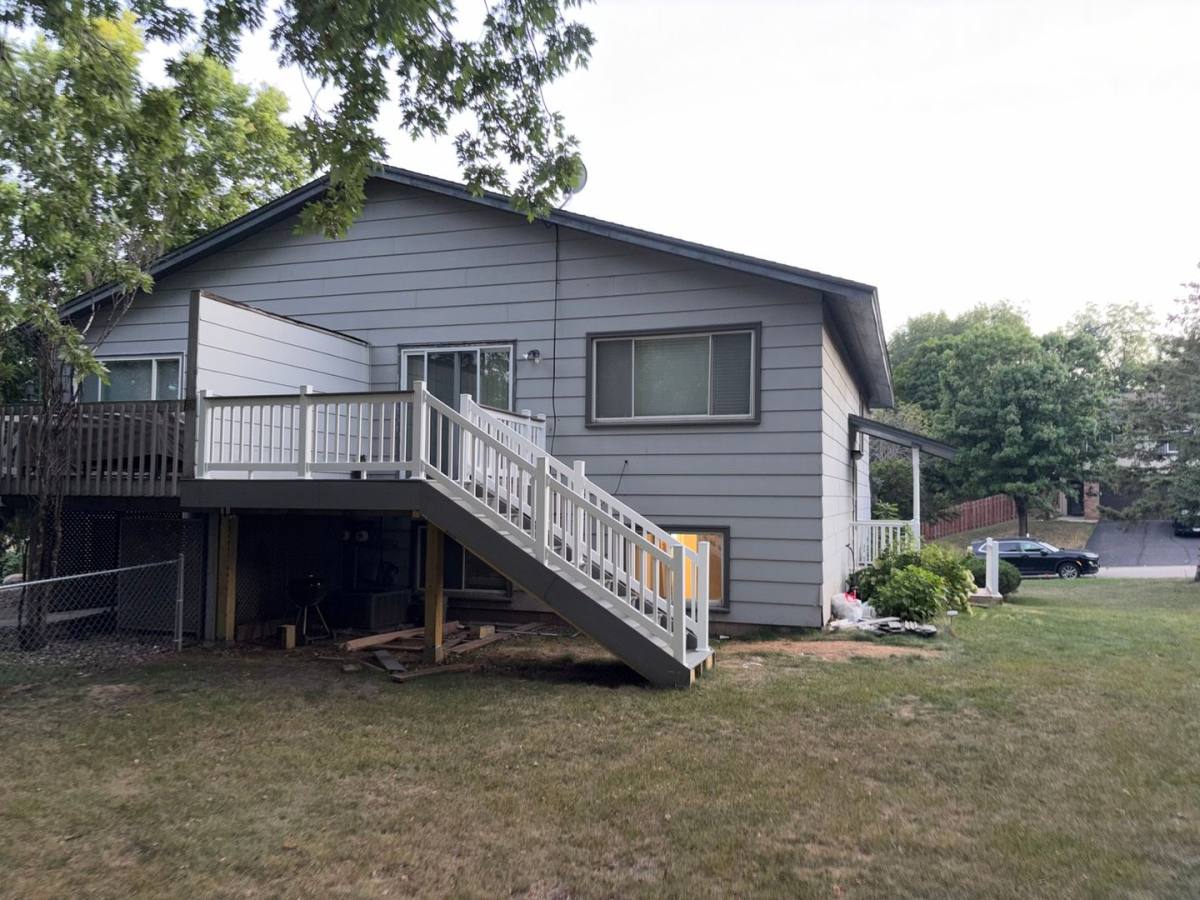 House for rent at 8275 Cypress Lane, Eden Prairie, MN 55347