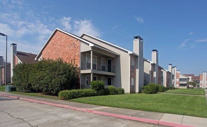 Apartment for rent at 12400 Jefferson Highway, Baton Rouge, LA 70816