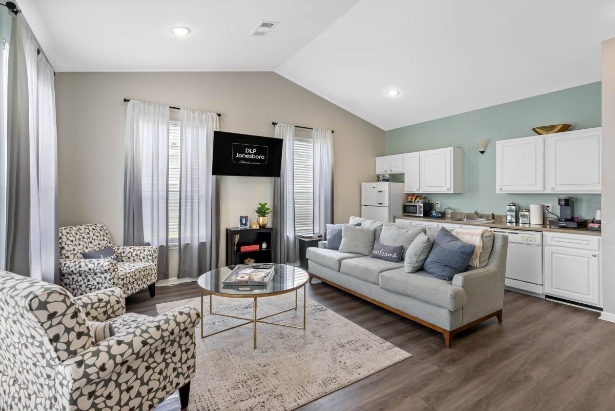 Apartment for rent at 3719 Stadium Blvd, Jonesboro, AR 72404