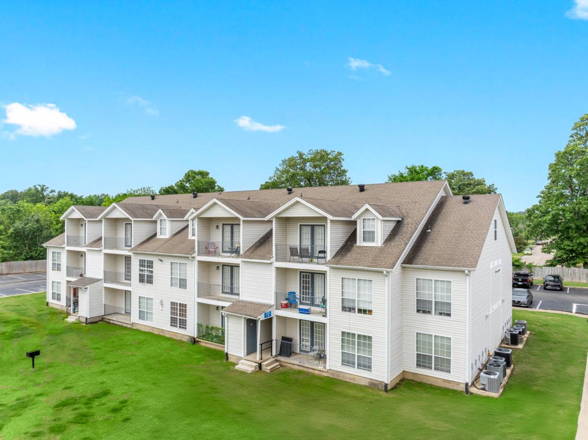 Apartment for rent at 3719 Stadium Blvd, Jonesboro, AR 72404