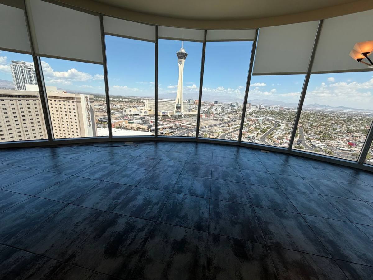 Apartment for rent at 222 Karen Ave #2608, Las Vegas, NV 89109