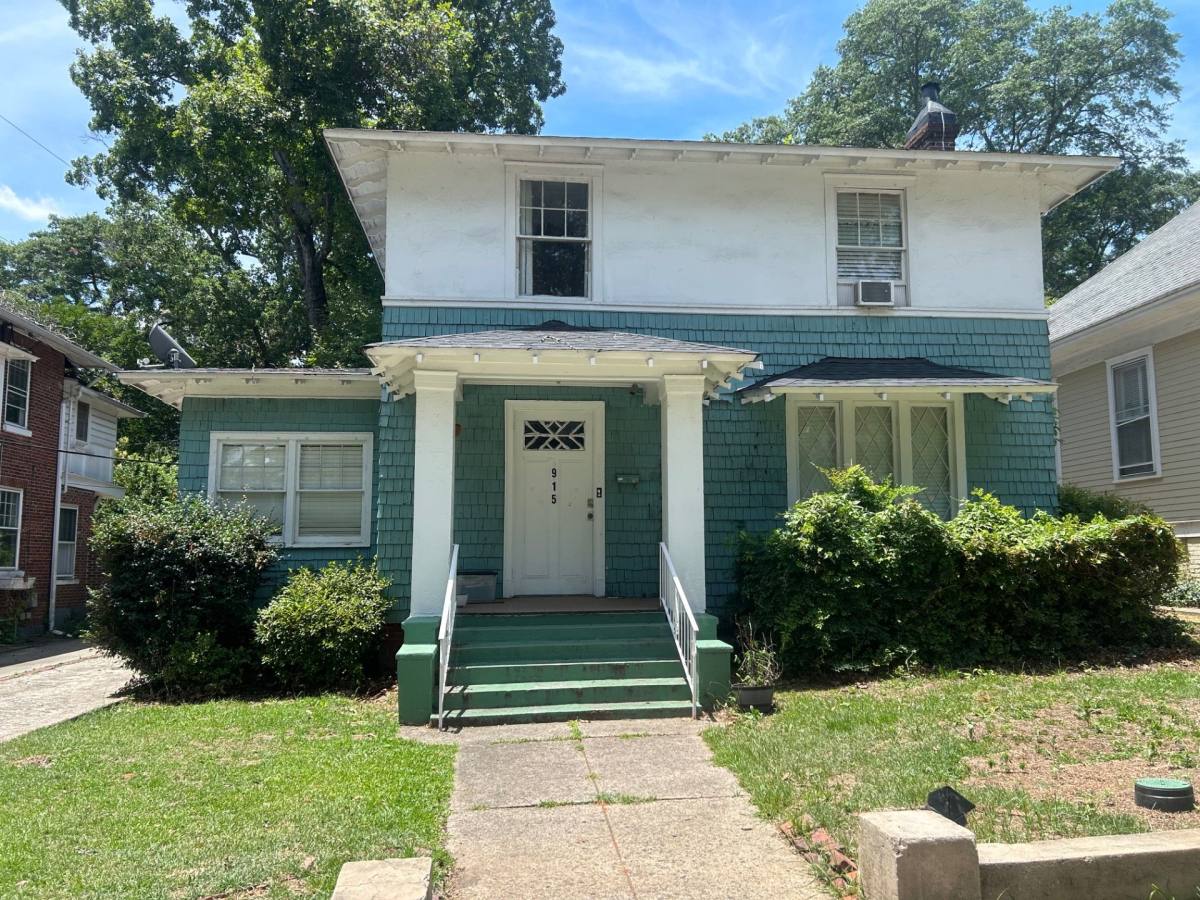 House for rent at 915 Laurens St, Columbia, SC 29201