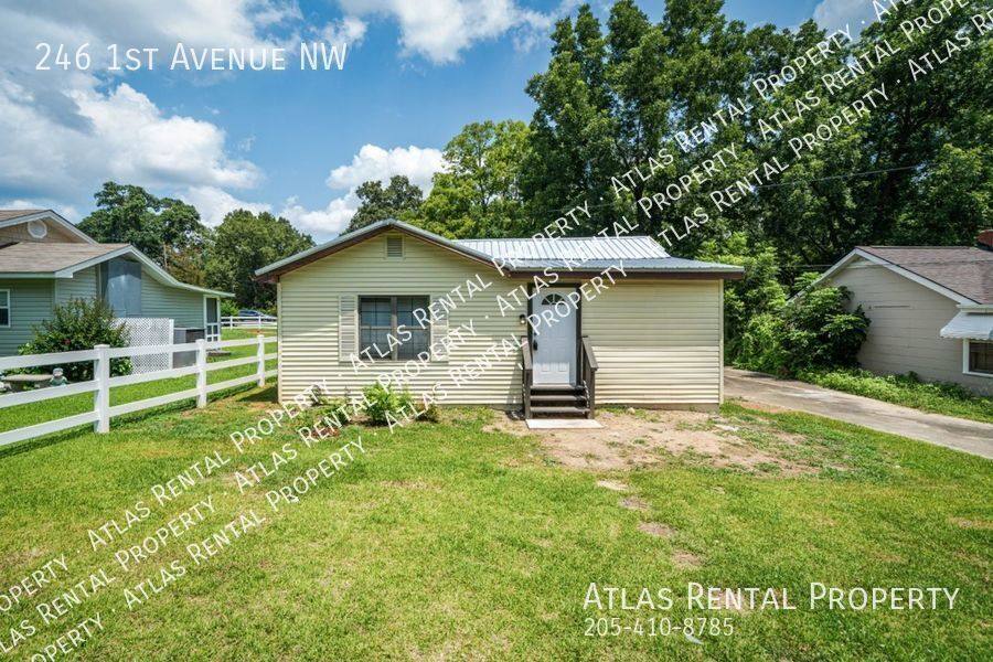 House for rent at 246 1st Ave NW, Graysville, AL 35073