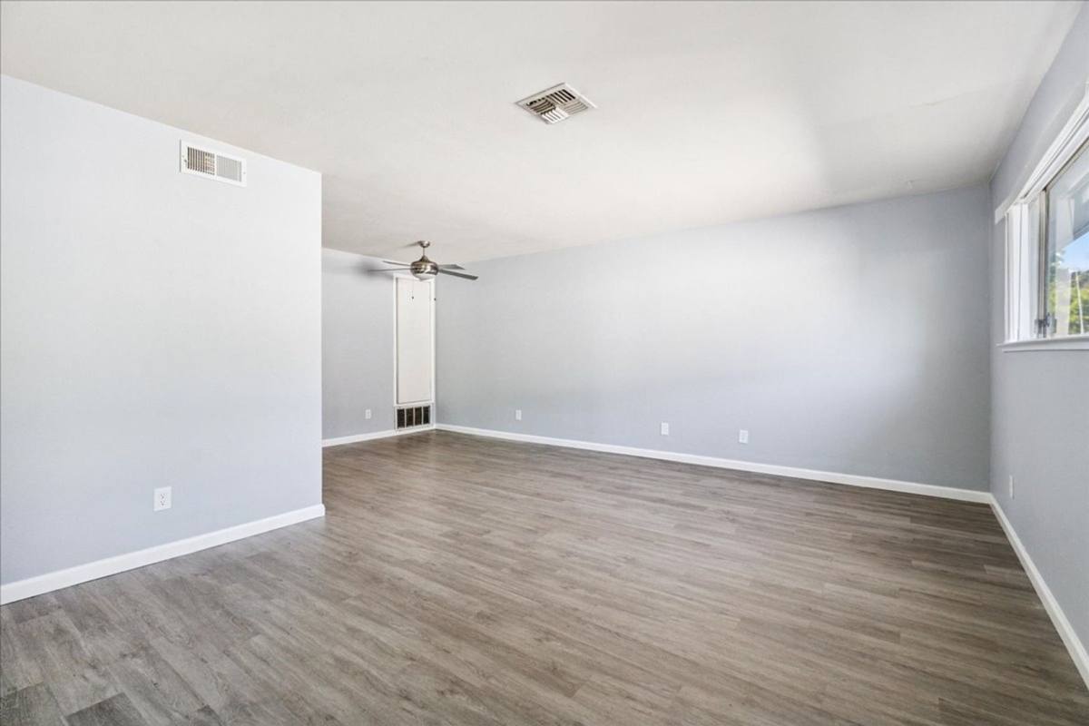House for rent at 4718 Hayford Way #4, Sacramento, CA 95842