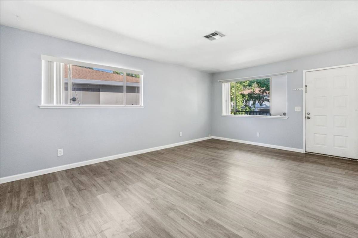 House for rent at 4718 Hayford Way #4, Sacramento, CA 95842