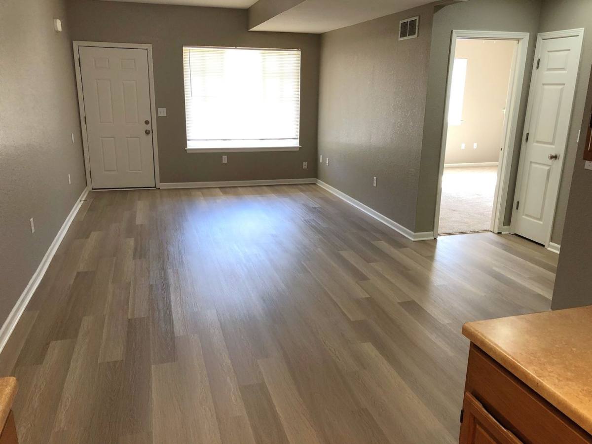 Apartment for rent at 104 Logan St, Leavenworth, KS 66048