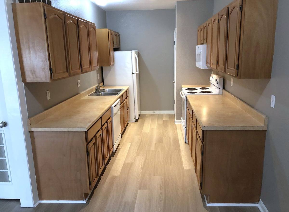 Apartment for rent at 104 Logan St, Leavenworth, KS 66048