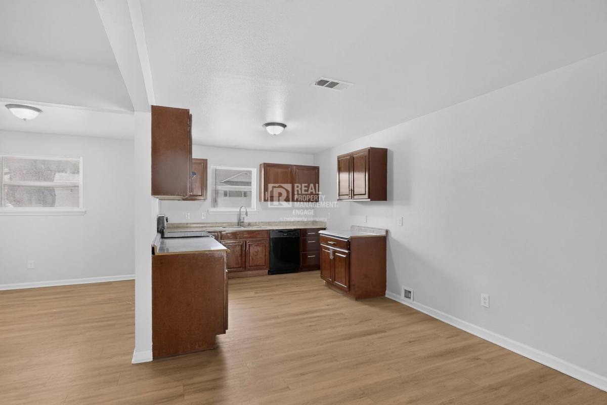 House for rent at 4801 Hollowbrook Rd, Fort Worth, TX 76103