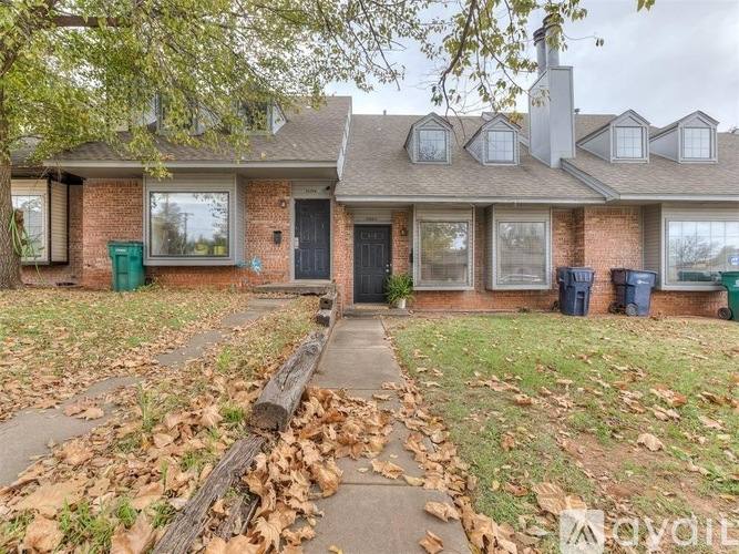 Townhouse for rent at 1602 NW 46th St Unite E, Oklahoma City, OK 73118