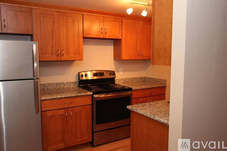Apartment for rent at 6526 Rainier Ave S #2, Seattle, WA 98118