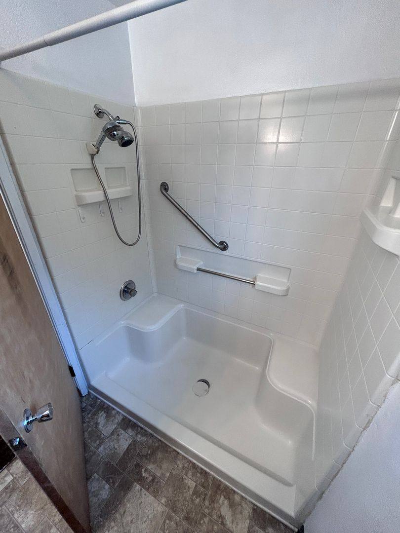 Apartment for rent at 2645 N 16th Court, Coos Bay, OR 97420