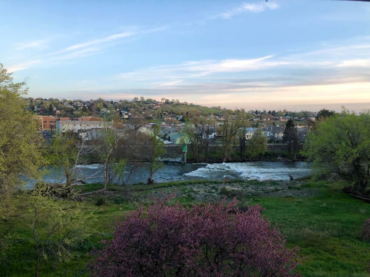 Apartment for rent at 516 NW Bailey Ave #11, Pendleton, OR 97801