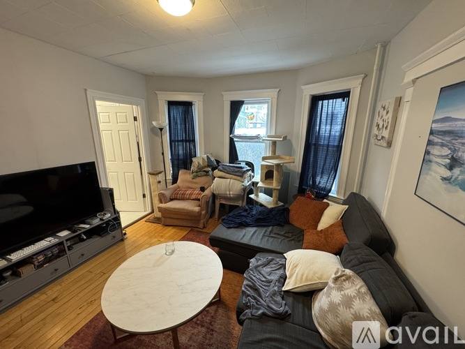Apartment for rent at 11 Burnham St #1, Somerville, MA 02144