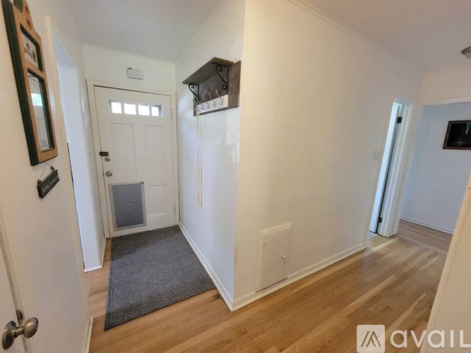 Apartment for rent at 1414 68th St, Windsor Heights, IA 50324