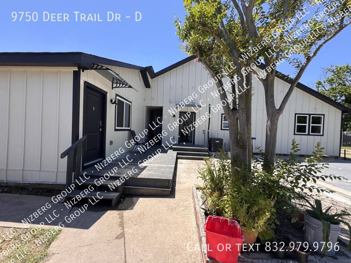 Apartment for rent at 9750 Deer Trail Dr #D, Houston, TX 77038
