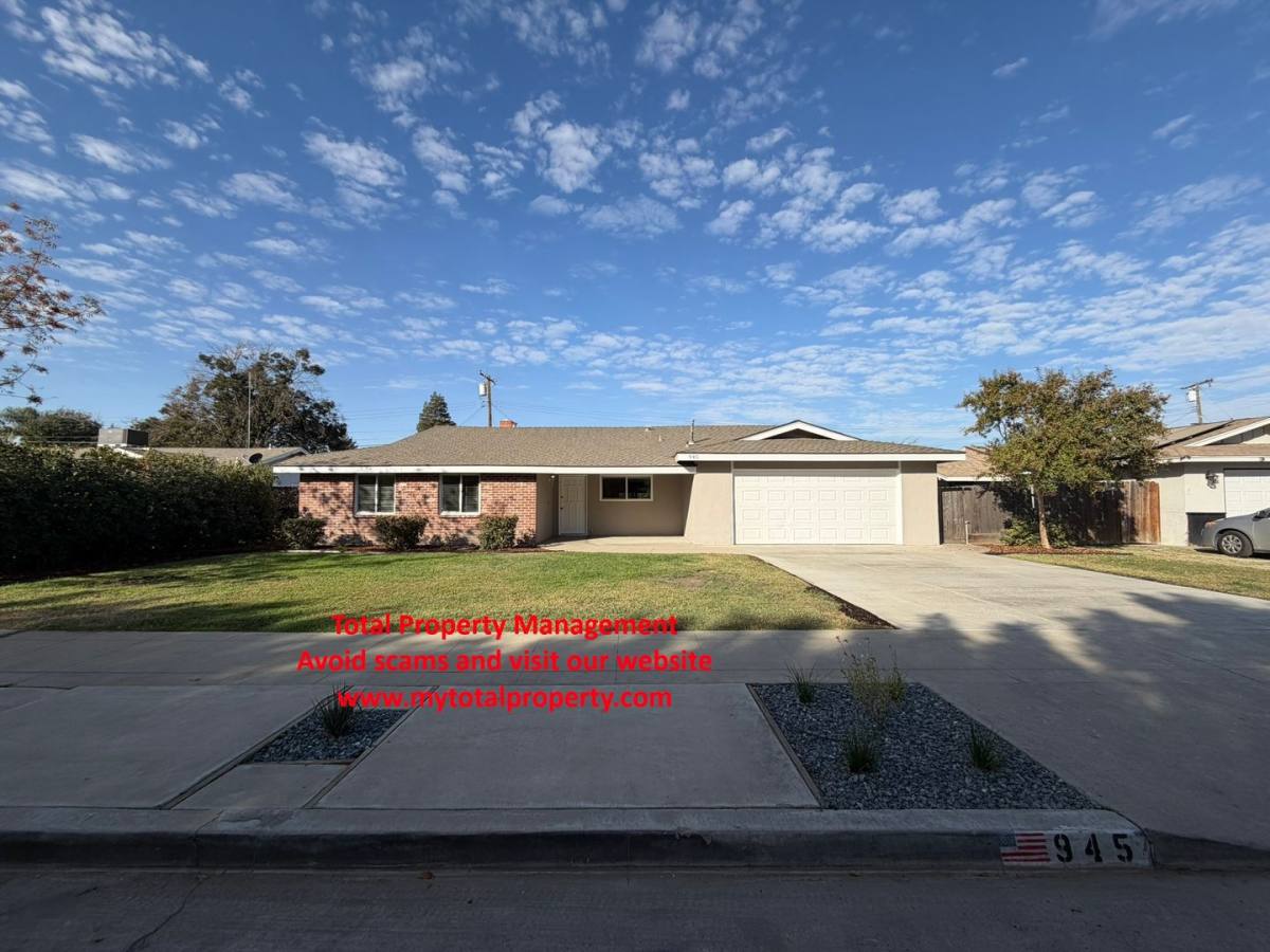 House for rent at 945 N Mahaleb St, Tulare, CA 93274